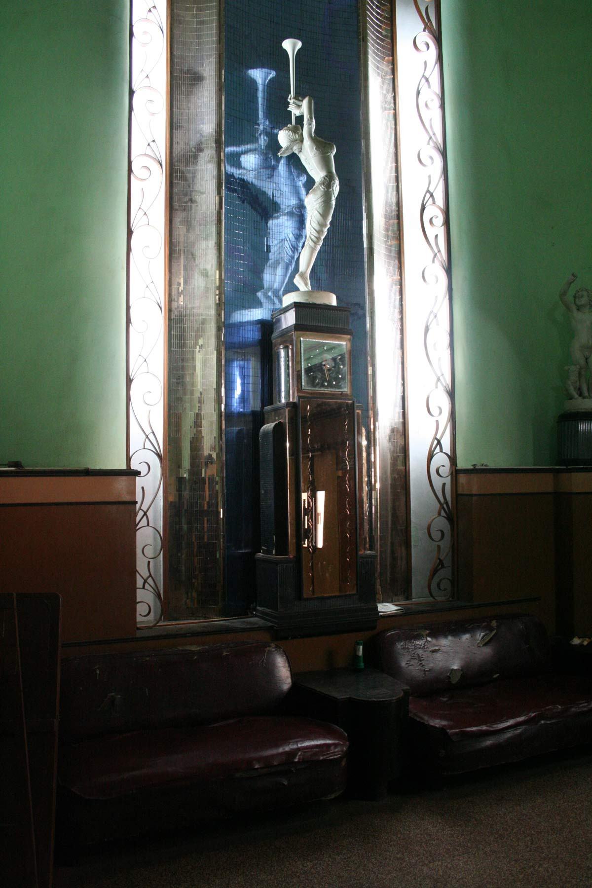 <span style="color:white">Naaz, Mumbai, 2007</span>